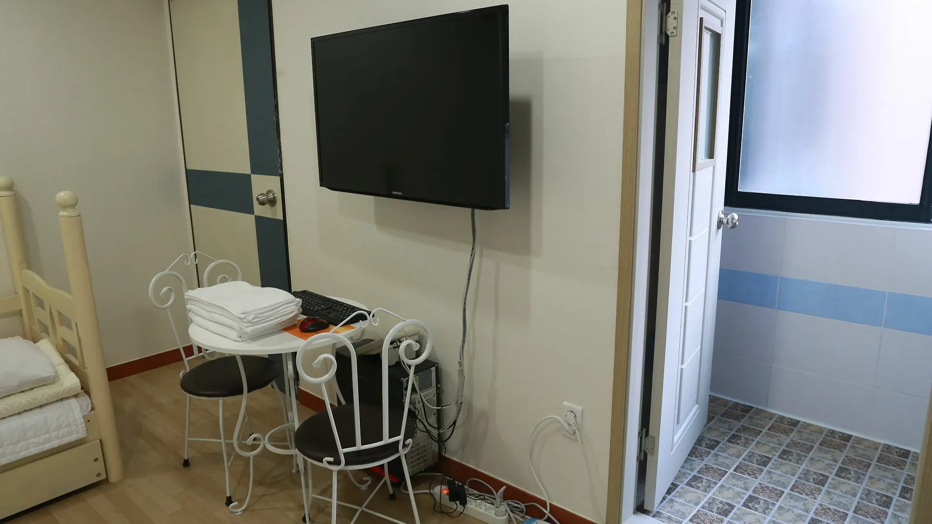 Grand Field Residence Hostel Seoul Hotel