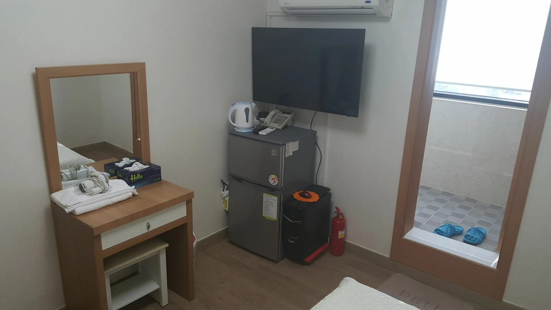 Hotel Grand Field Residence Hostel Seoul