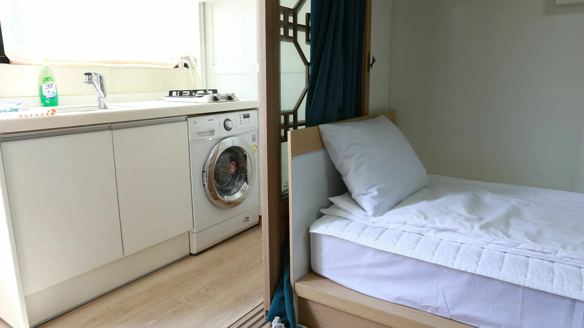 Grand Field Residence Hostel Seoul Hotel