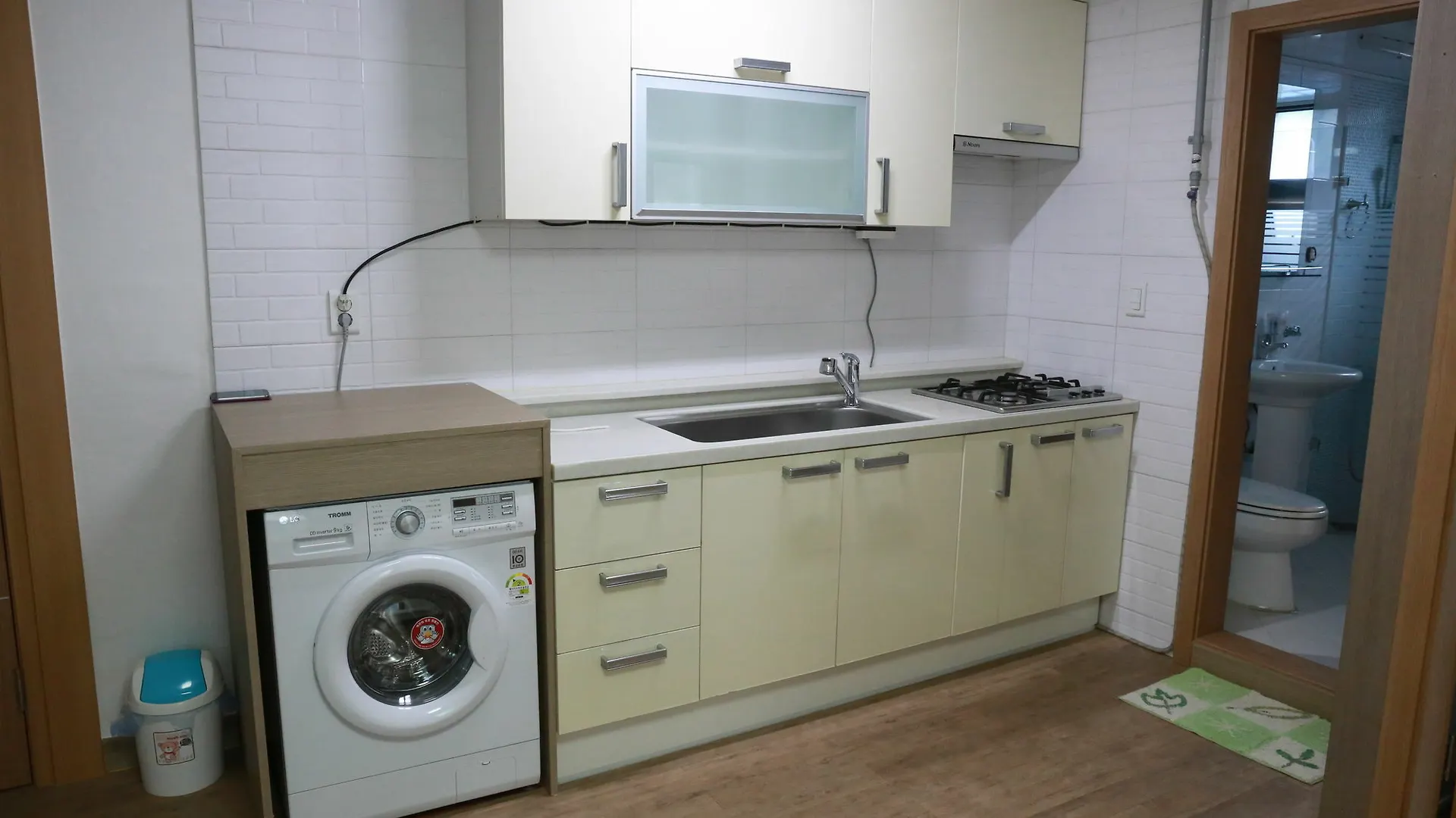 Grand Field Residence Hostel Seoul 2*,  Südkorea
