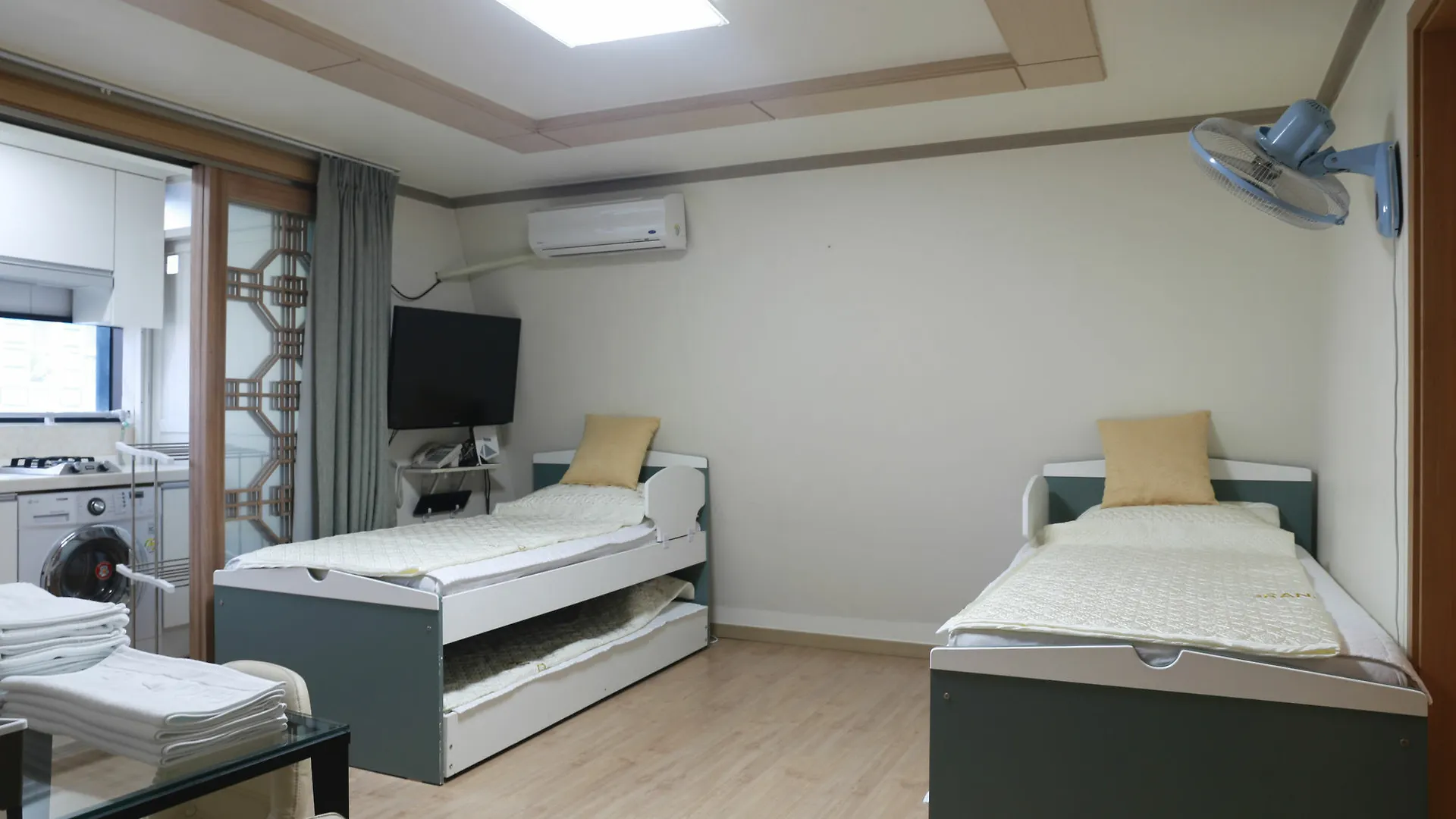 Grand Field Residence Hostel Seoul Hotel