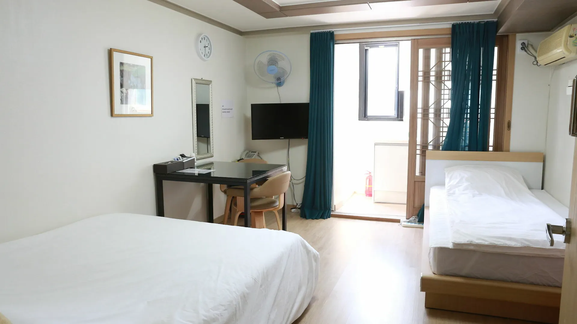 Grand Field Residence Hostel Seoul
