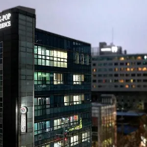 Hotel Kpop, Séoul