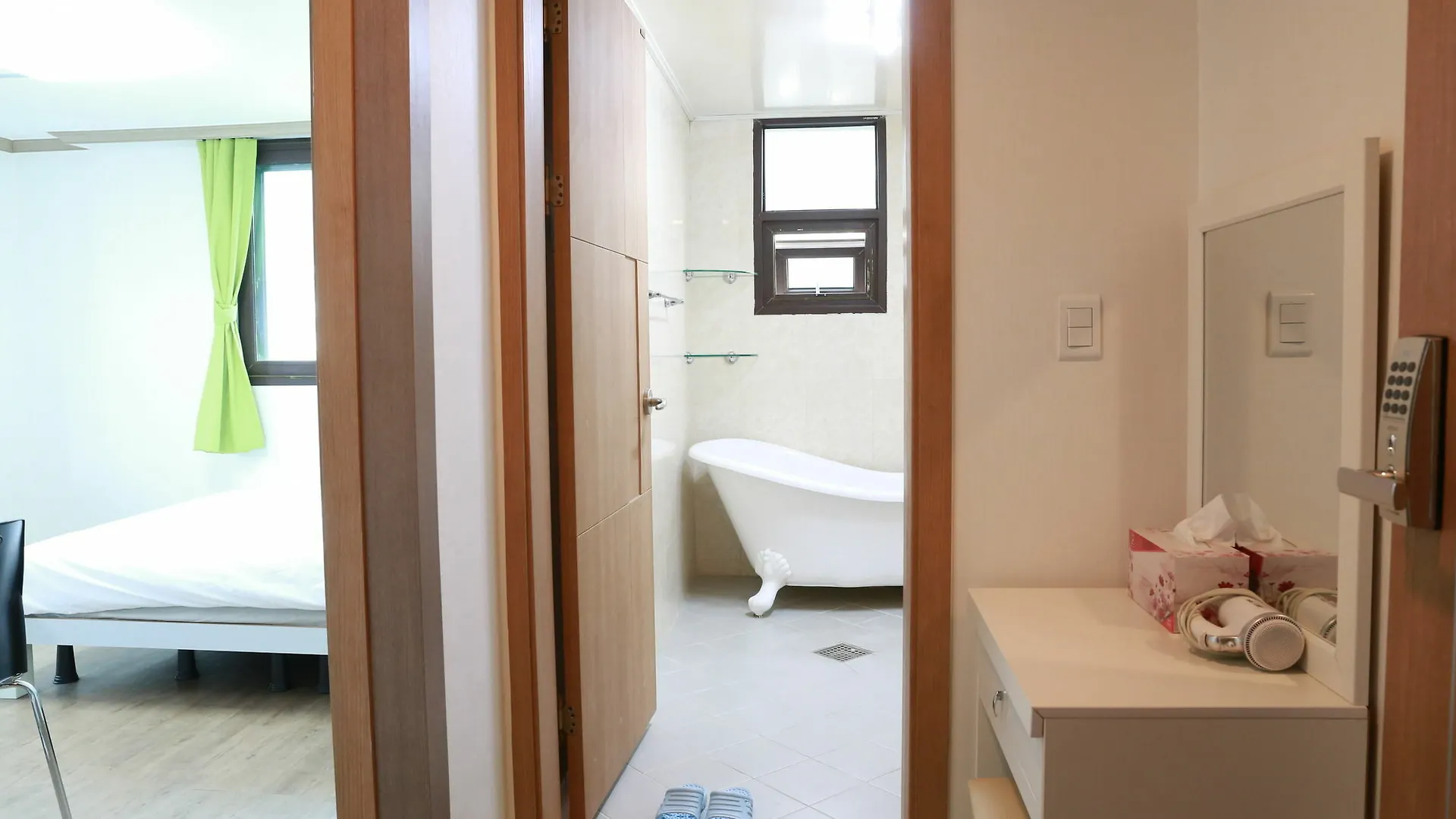 Grand Field Residence Hostel Seul